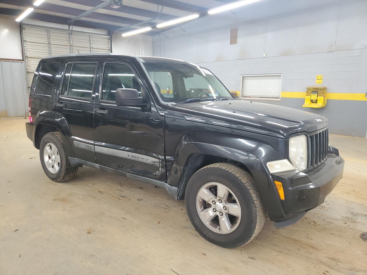 JEEP LIBERTY SPORT