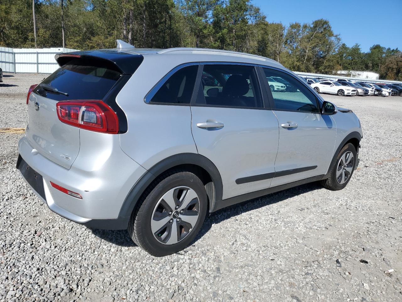 KIA NIRO EX