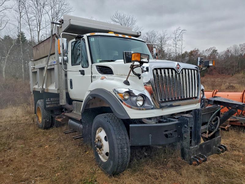Global Auto Auctions: 2016 INTERNATIONAL 7000 7400