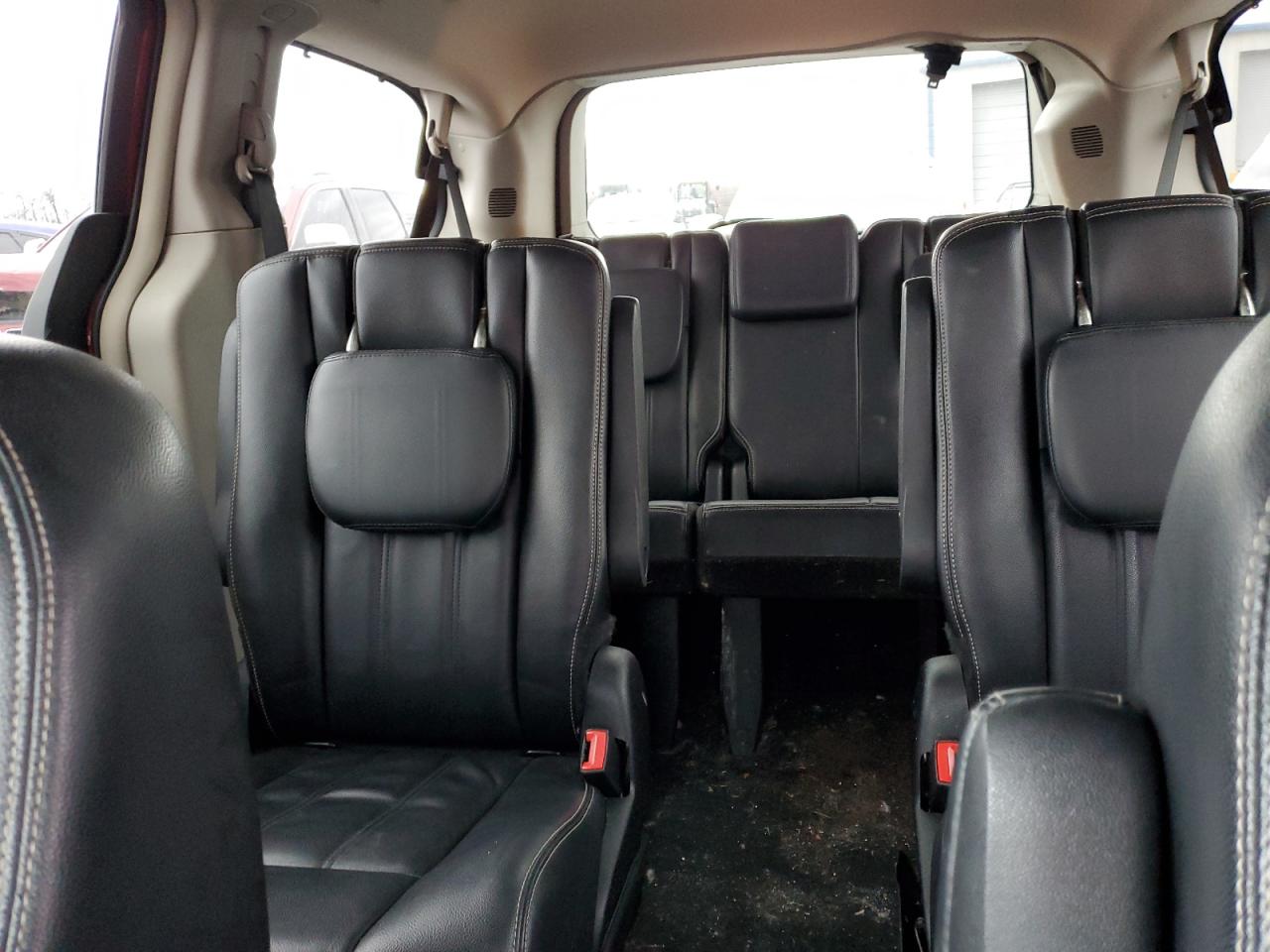 CHRYSLER TOWN & COUNTRY TOURING