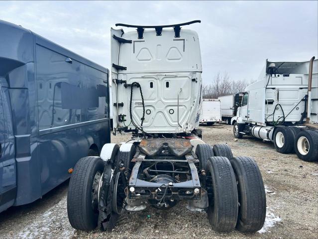 2021 FRHT CASCADIA 1 #3301612621