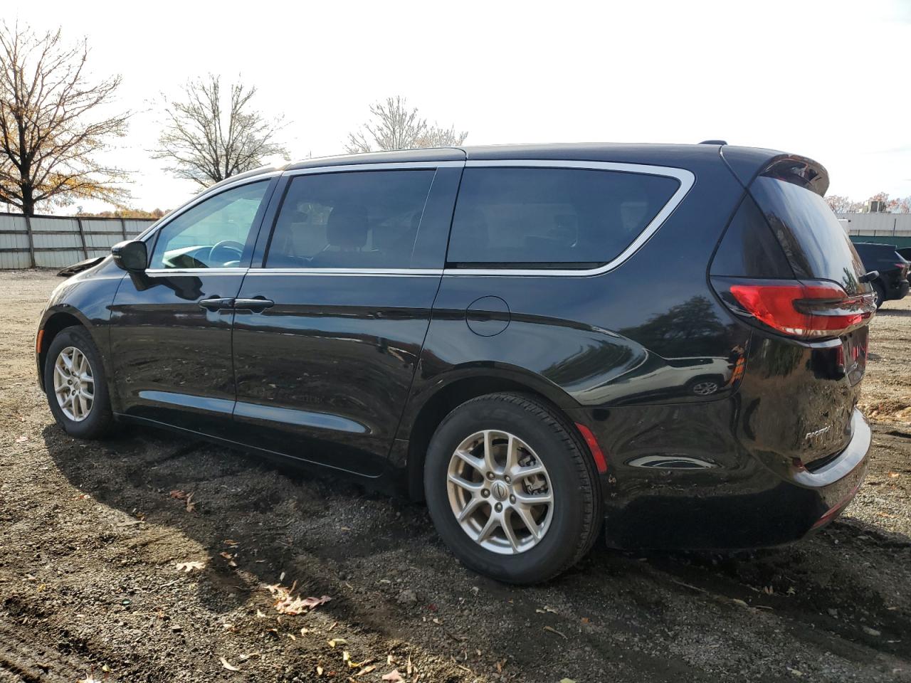 CHRYSLER PACIFICA TOURING L