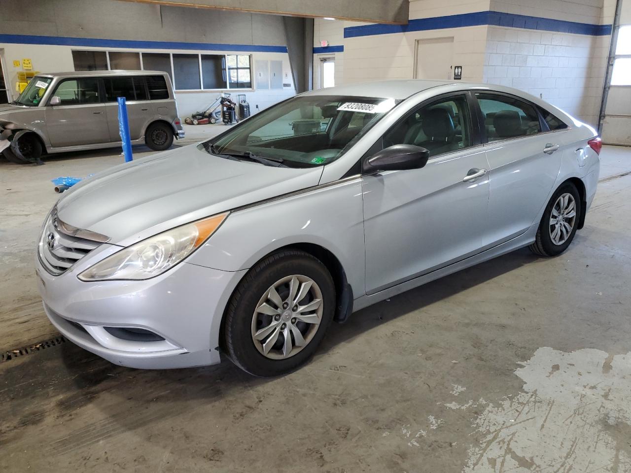 Lot #3302870937 2012 HYUNDAI SONATA GLS
