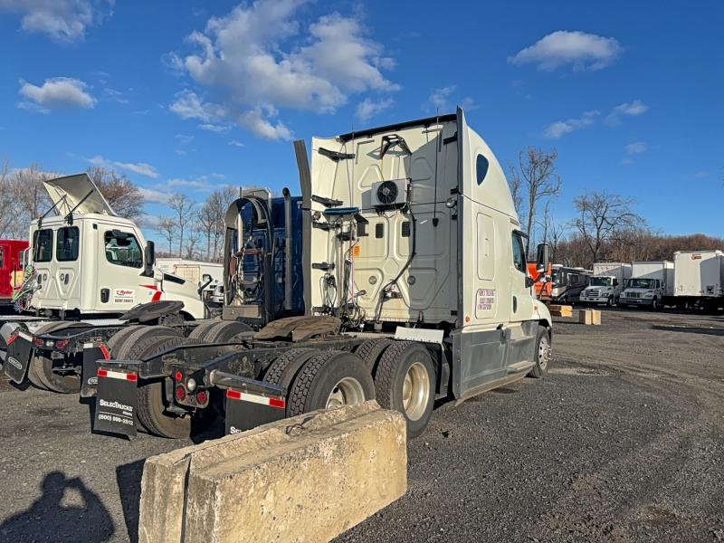 2016 FREIGHTLINER CASCADIA 1 #3301637655