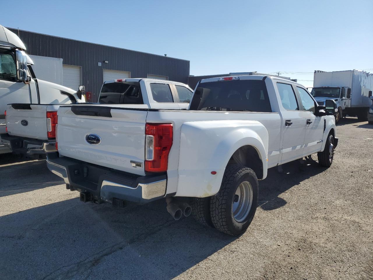 Lot #3310327955 2019 FORD F350 SUPER