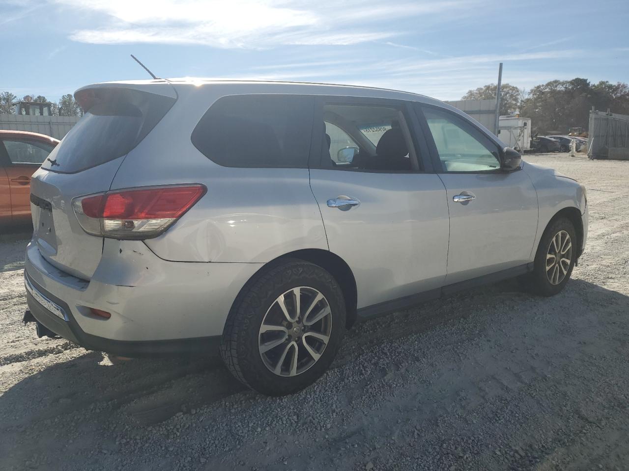 NISSAN PATHFINDER S