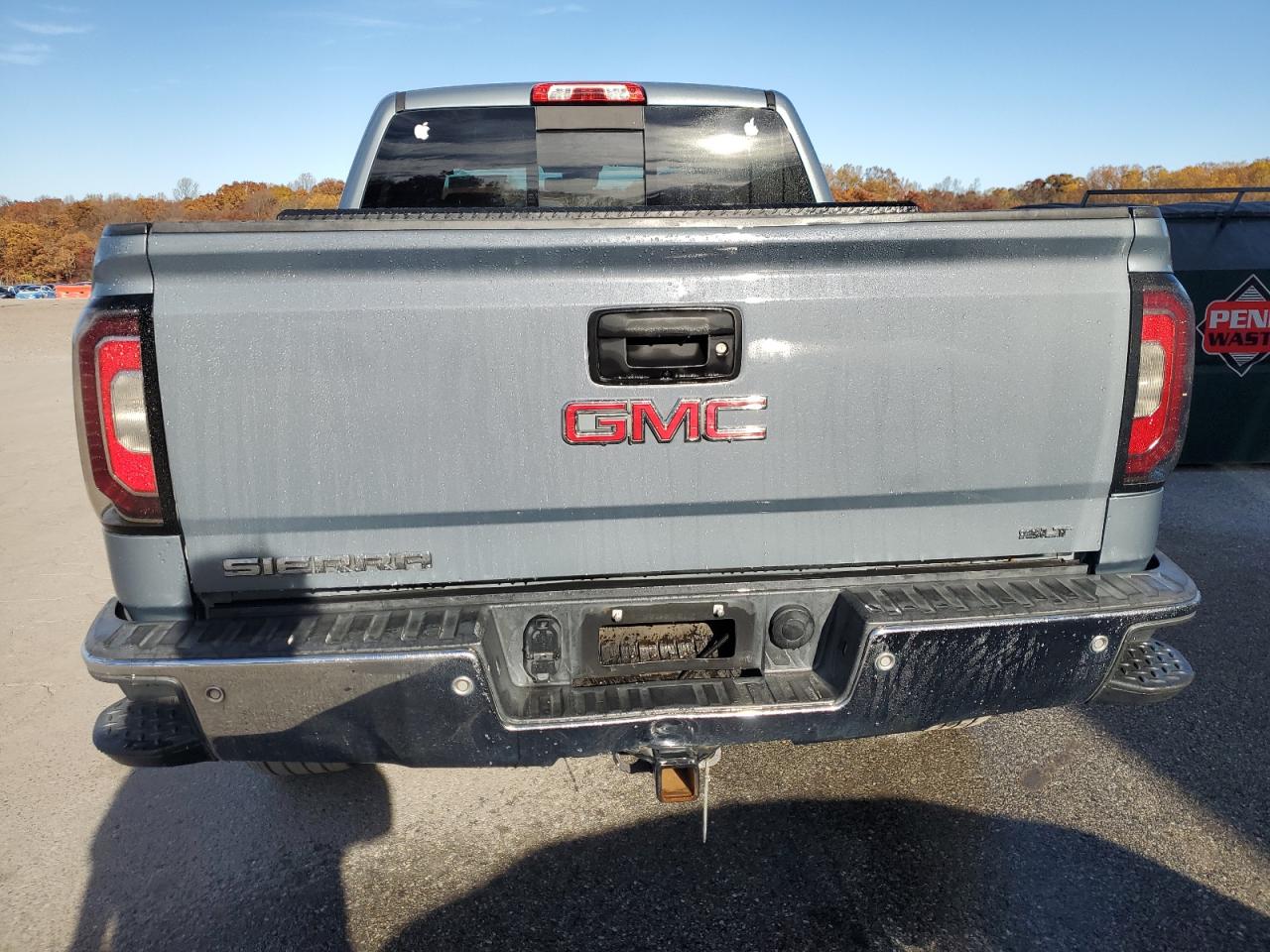 GMC SIERRA C1500 SLT