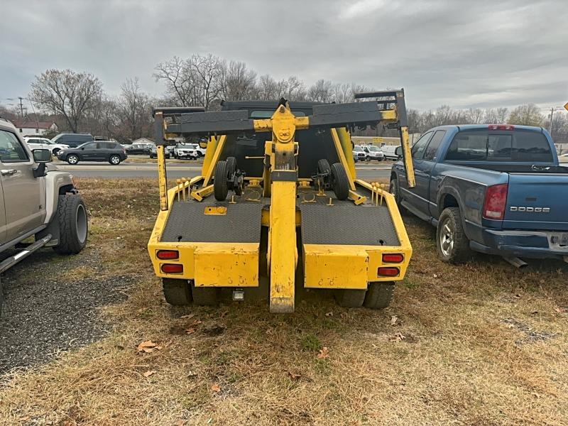 2003 ISUZU NPR #3296999816