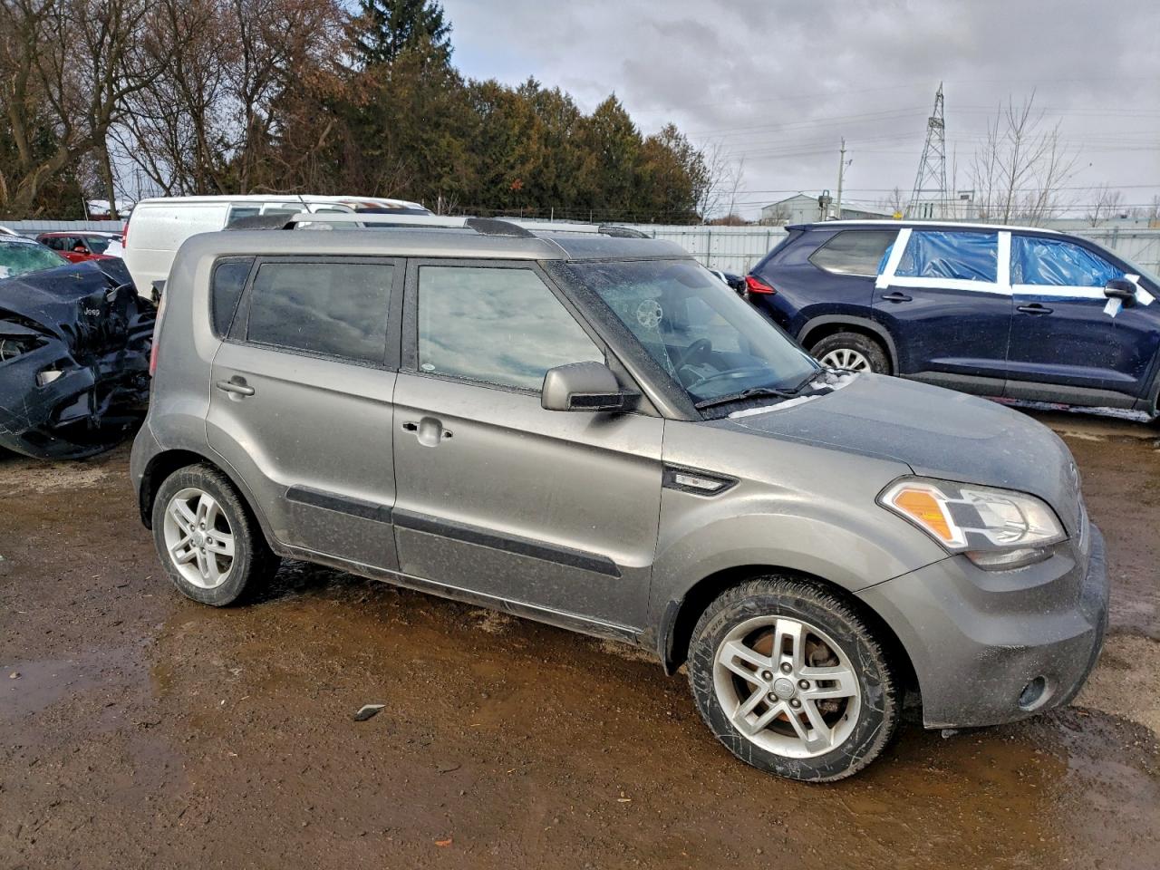 KIA SOUL +