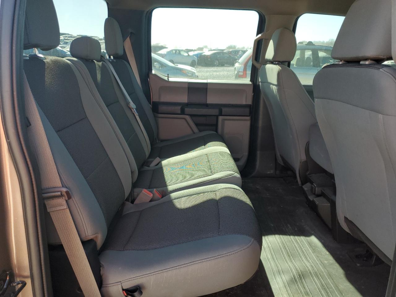 FORD F-150 SUPERCREW