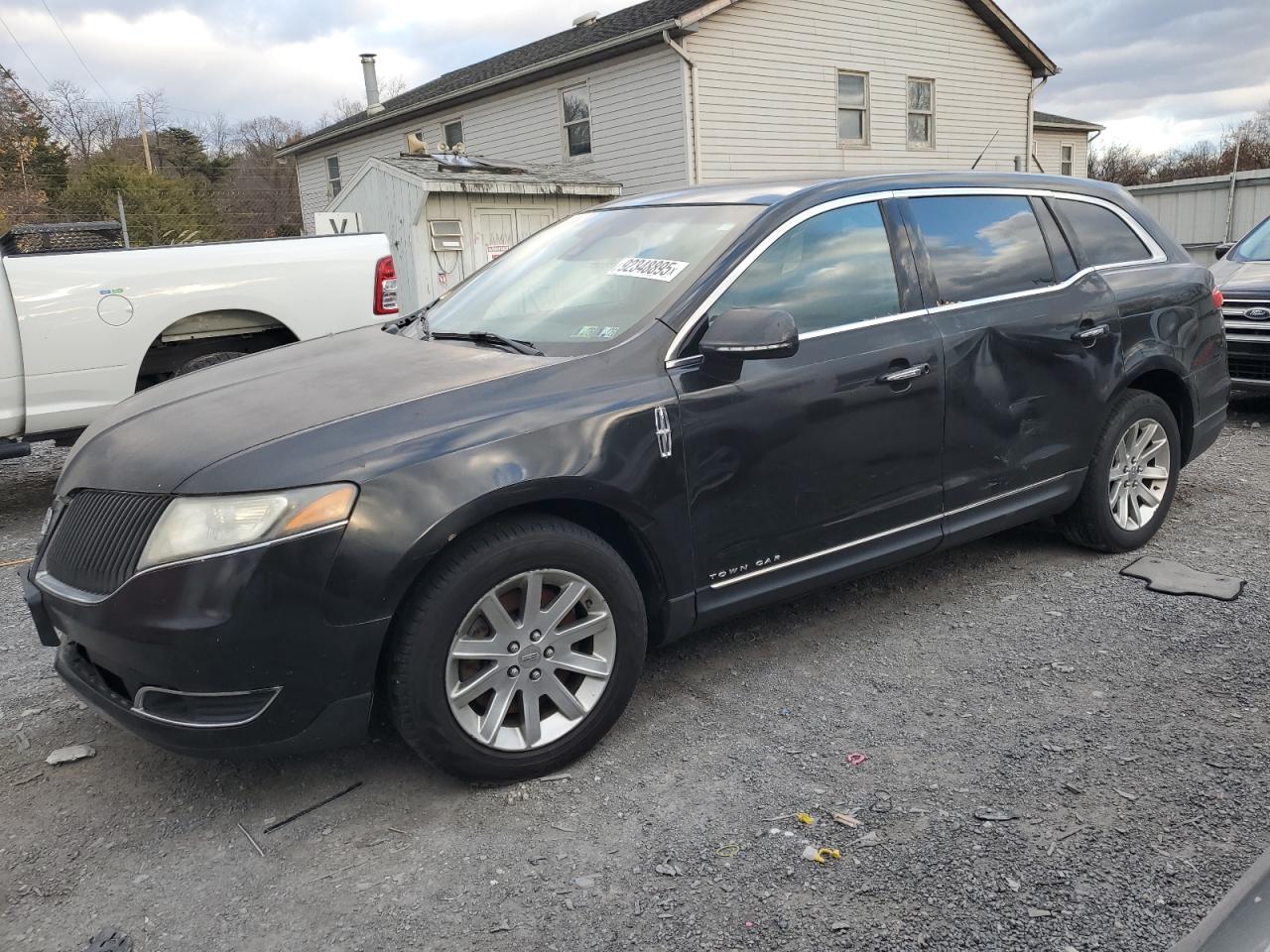 LINCOLN MKT