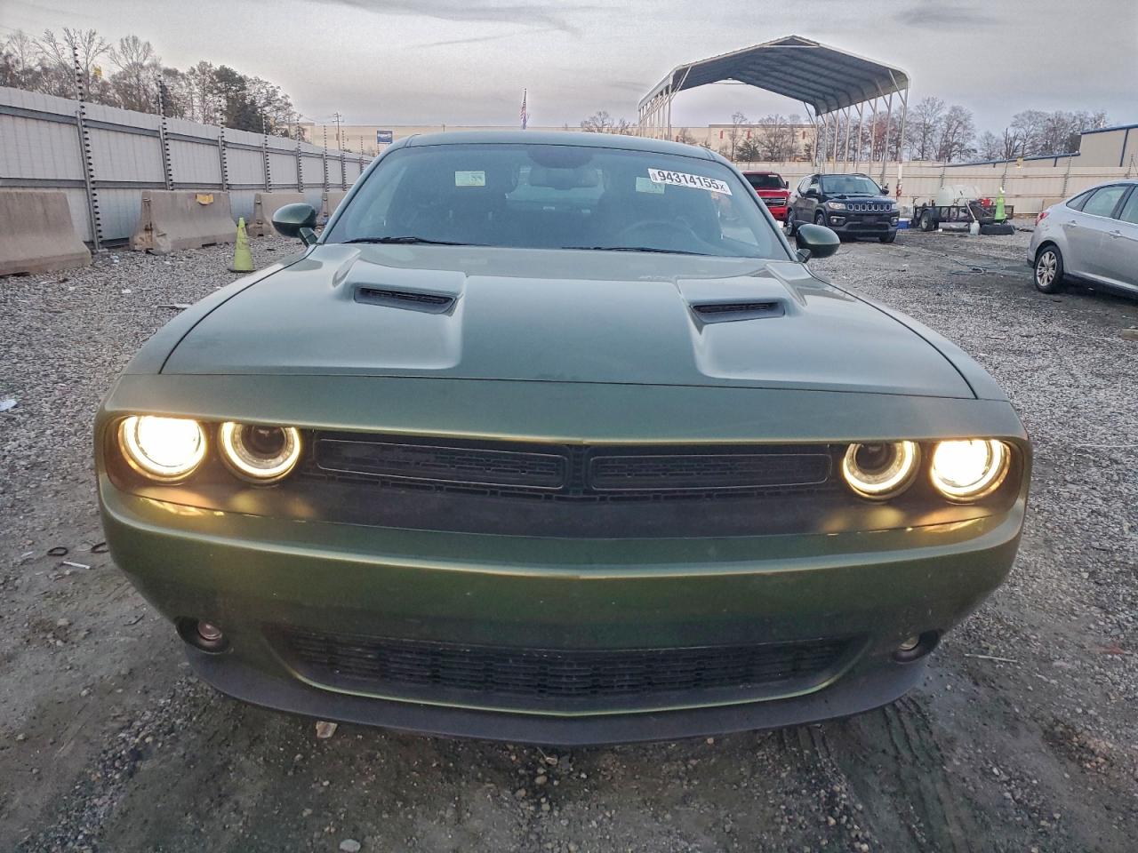 DODGE CHALLENGER SXT