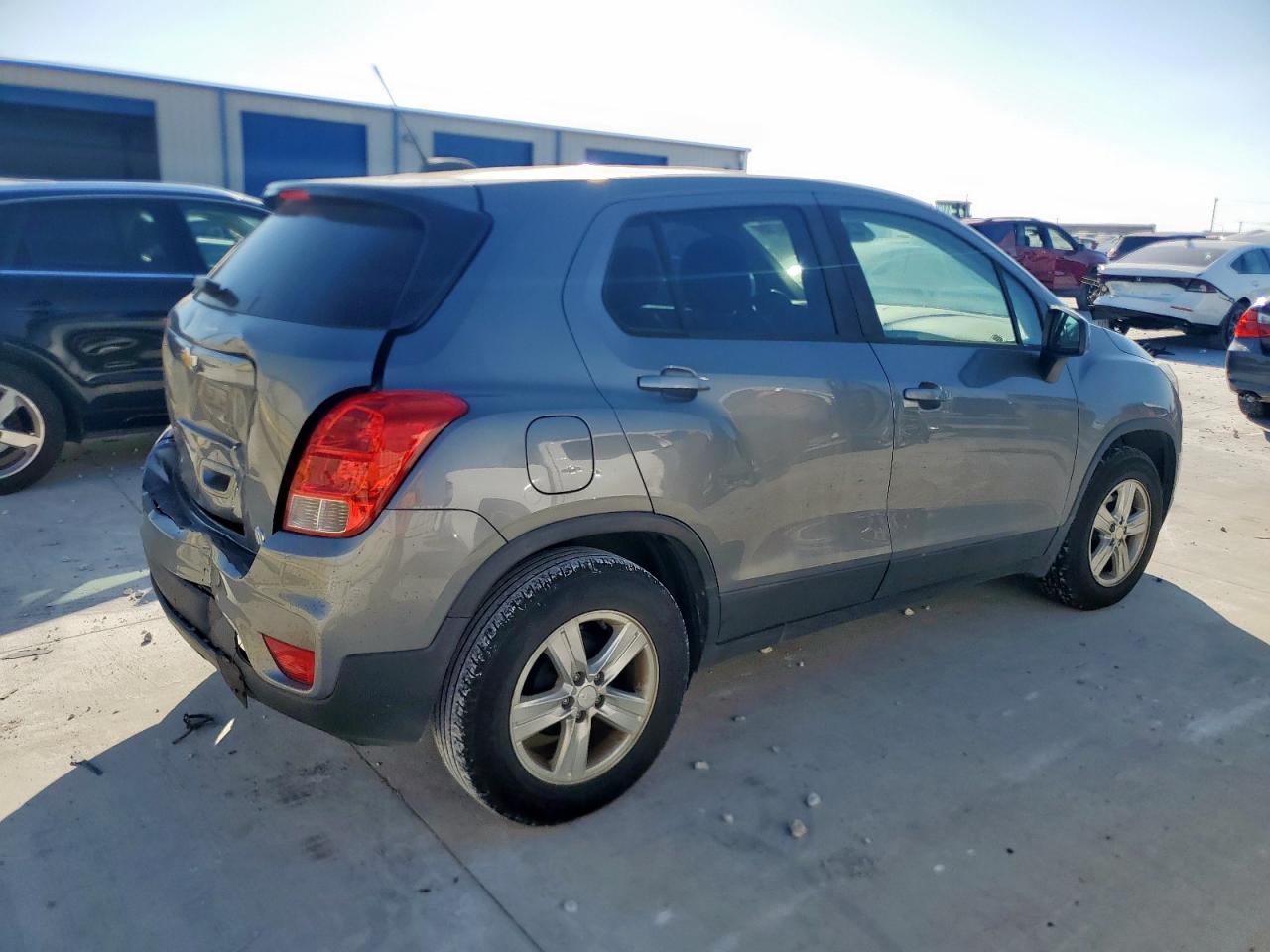 CHEVROLET TRAX LS