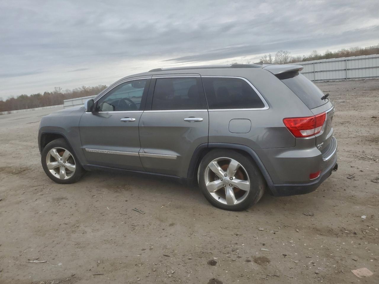 JEEP GRAND CHEROKEE OVERLAND