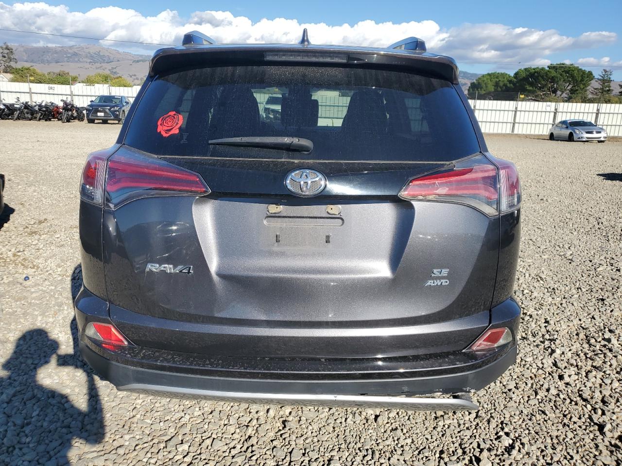 TOYOTA RAV4 SE