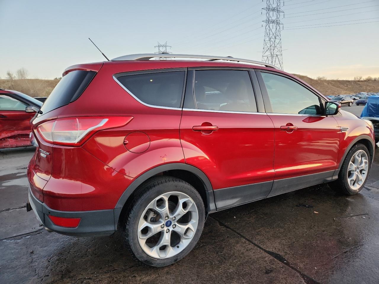 FORD ESCAPE TITANIUM