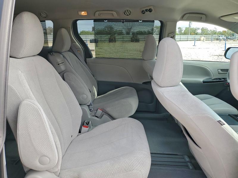 2011 TOYOTA SIENNA LE #3296431658