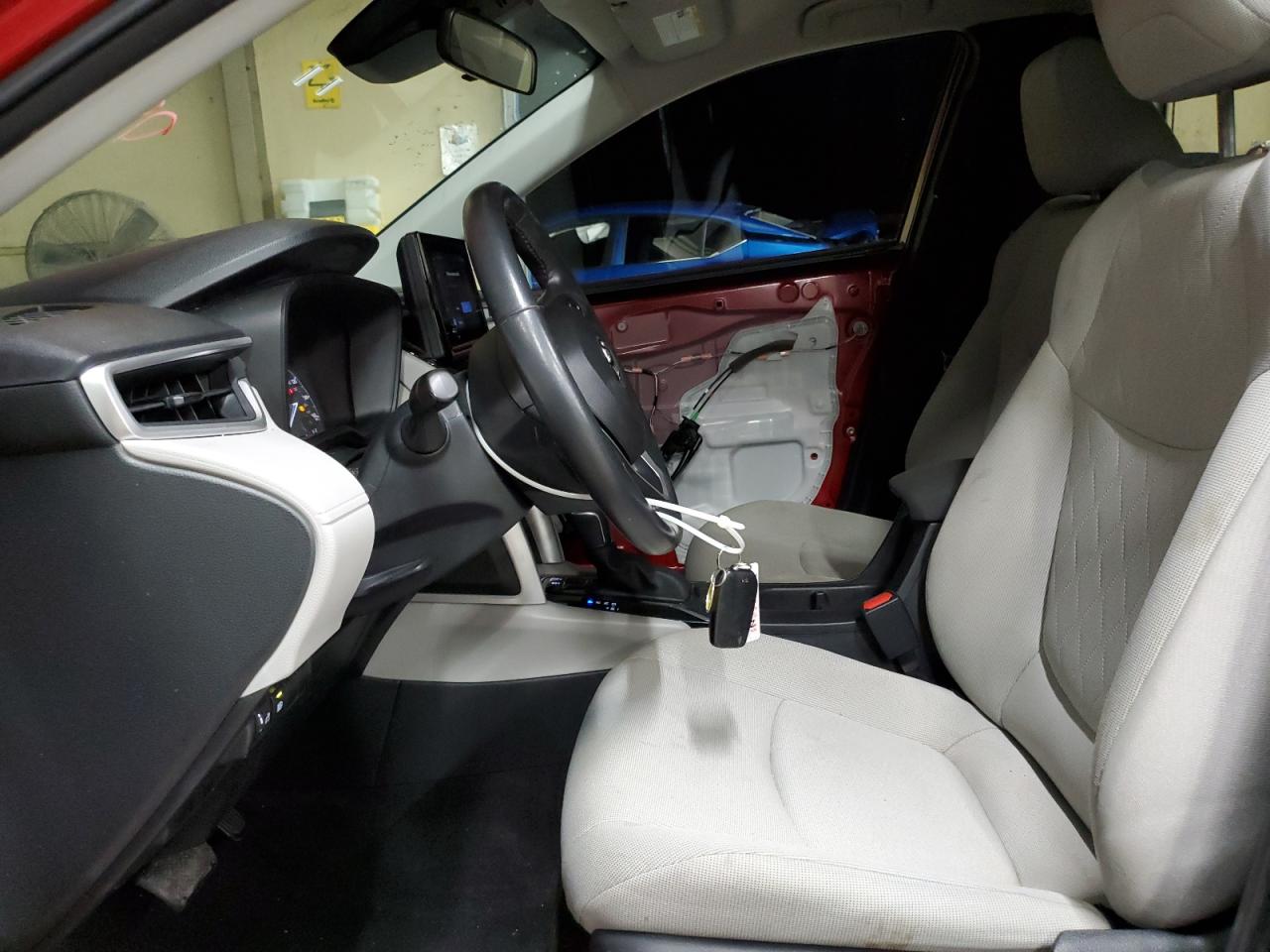 TOYOTA COROLLA CROSS LE