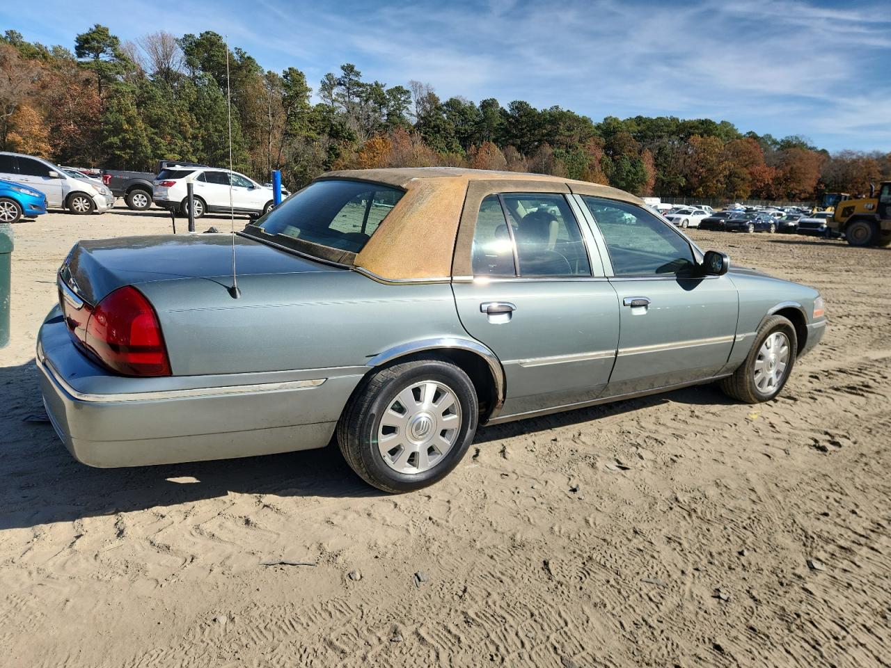 Lot #3302865909 2005 MERCURY GRAND MARQ