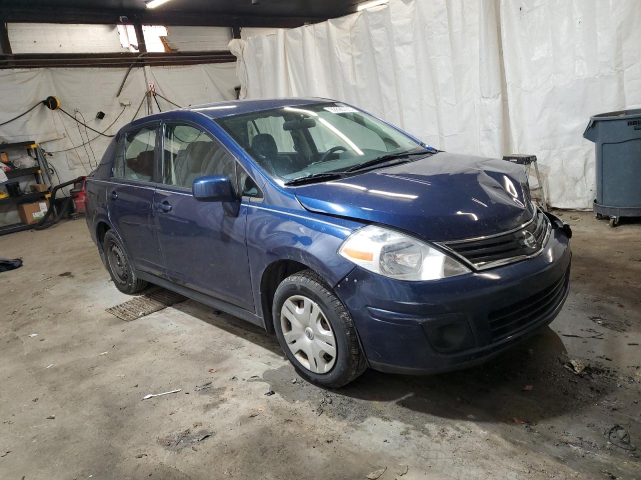 NISSAN VERSA S