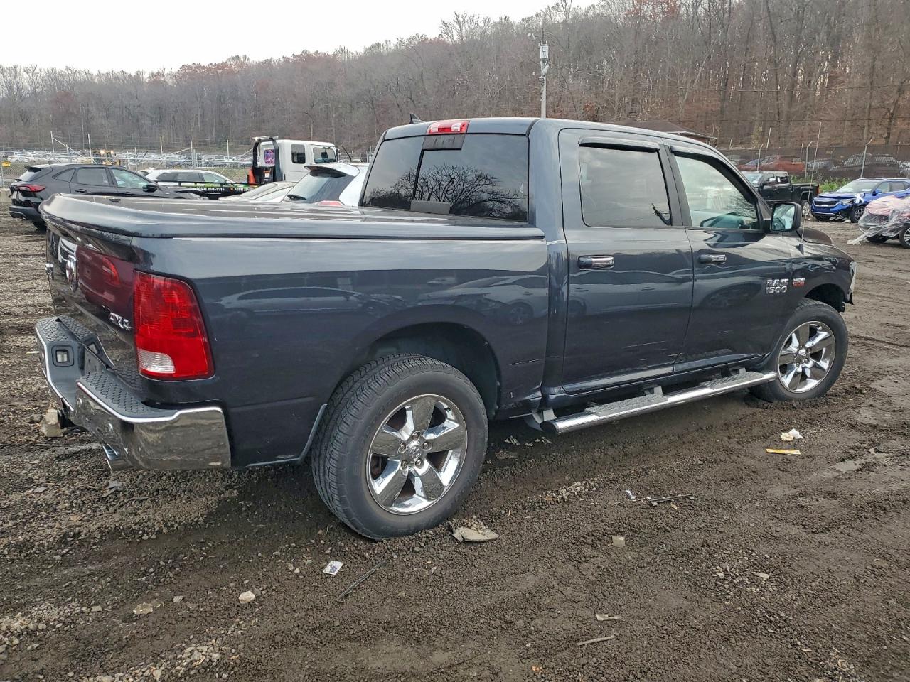 RAM 1500 SLT