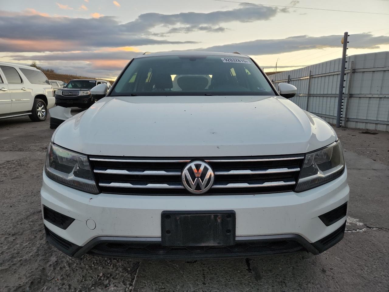 VOLKSWAGEN TIGUAN SE