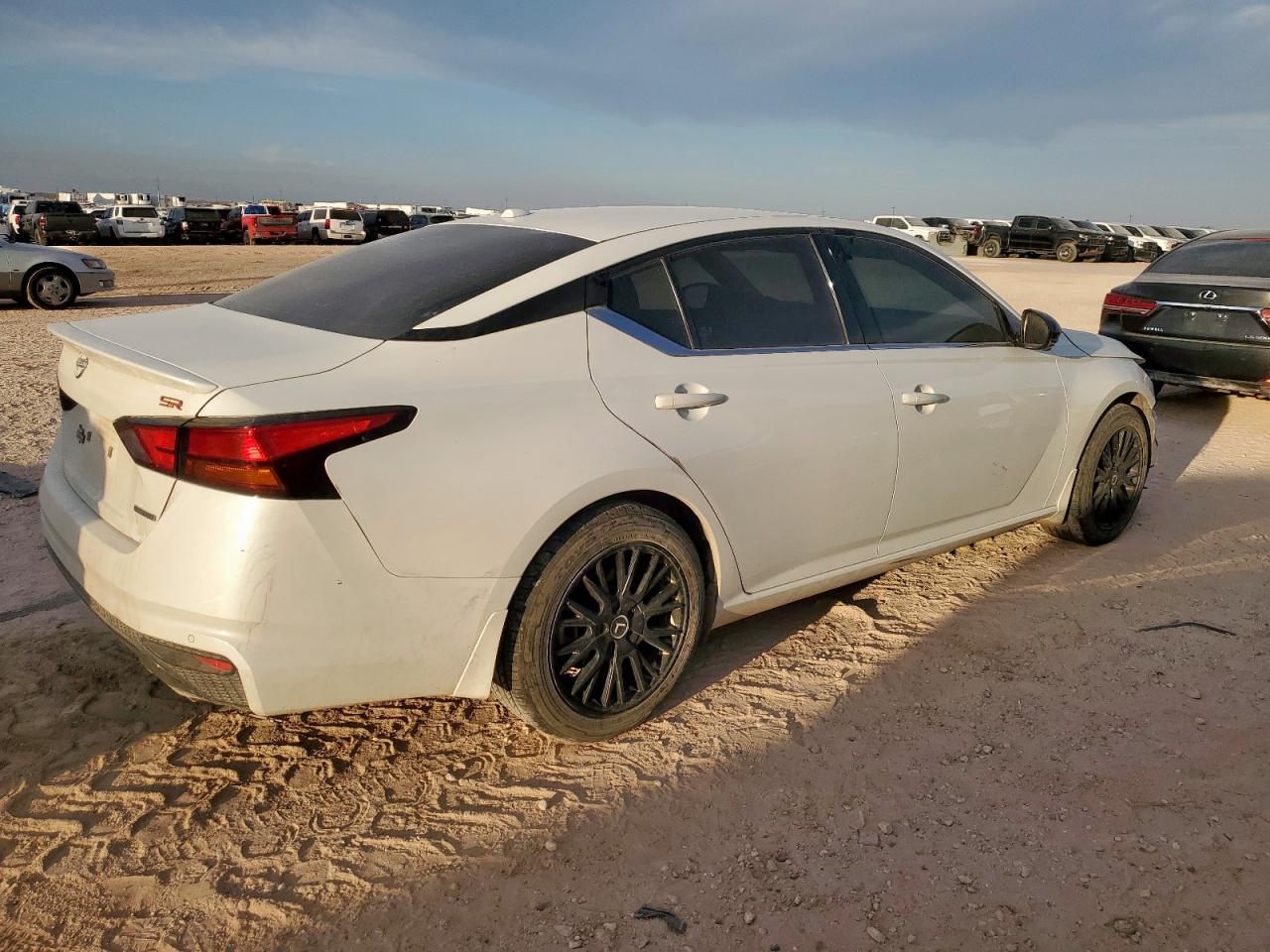 Lot #3318143370 2024 NISSAN ALTIMA SR