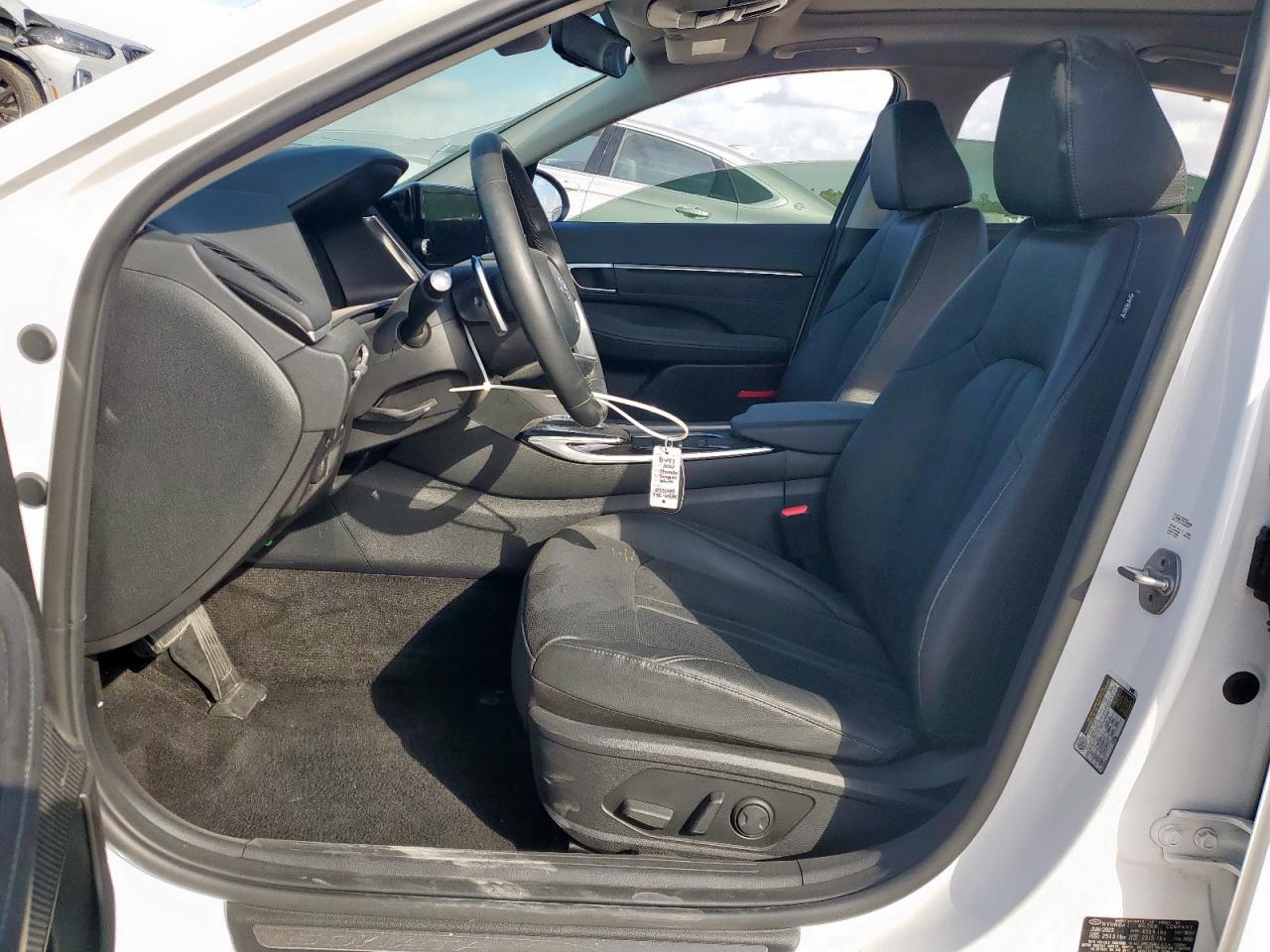 HYUNDAI SONATA HYBRID