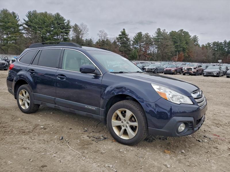 2013 SUBARU OUTBACK 2. #3301459516