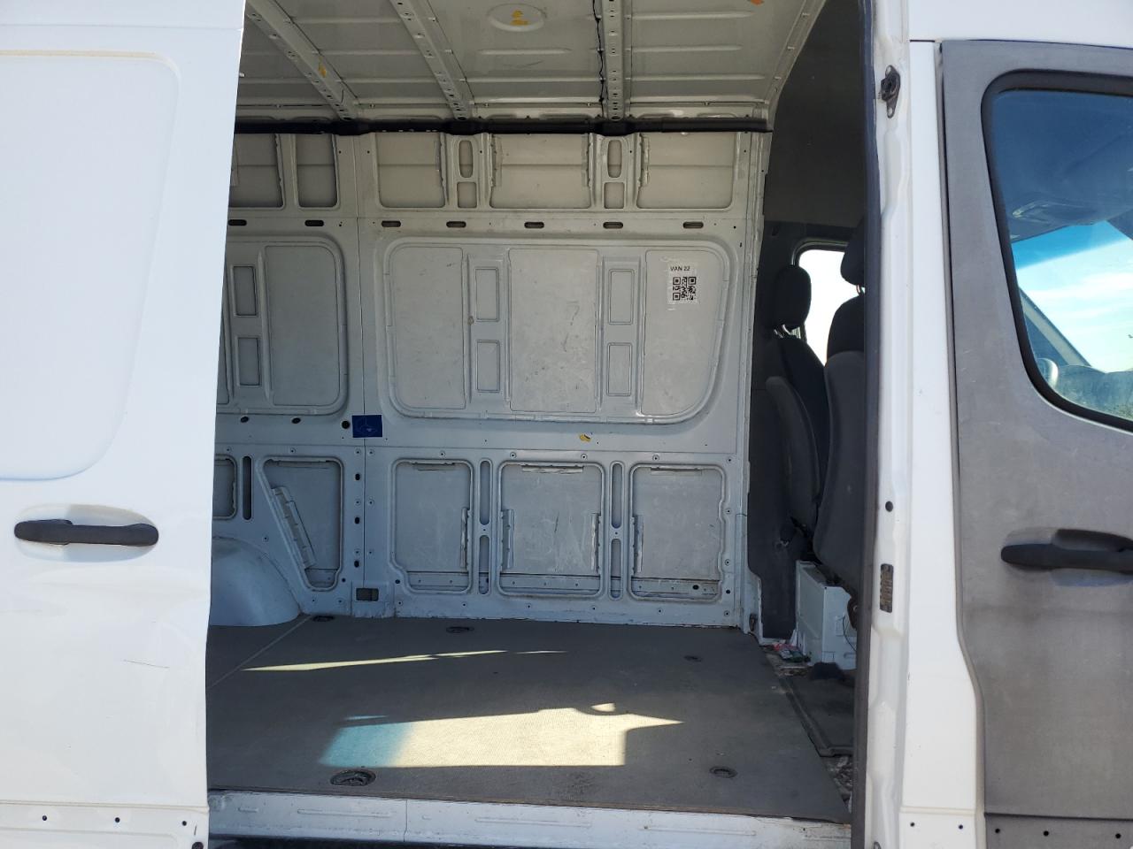 MERCEDES-BENZ SPRINTER 2500