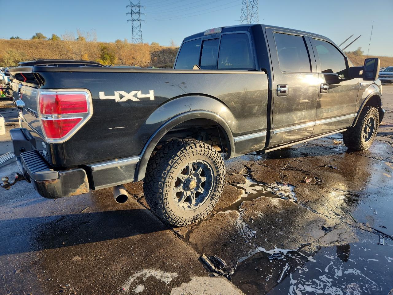 FORD F-150 SUPERCREW