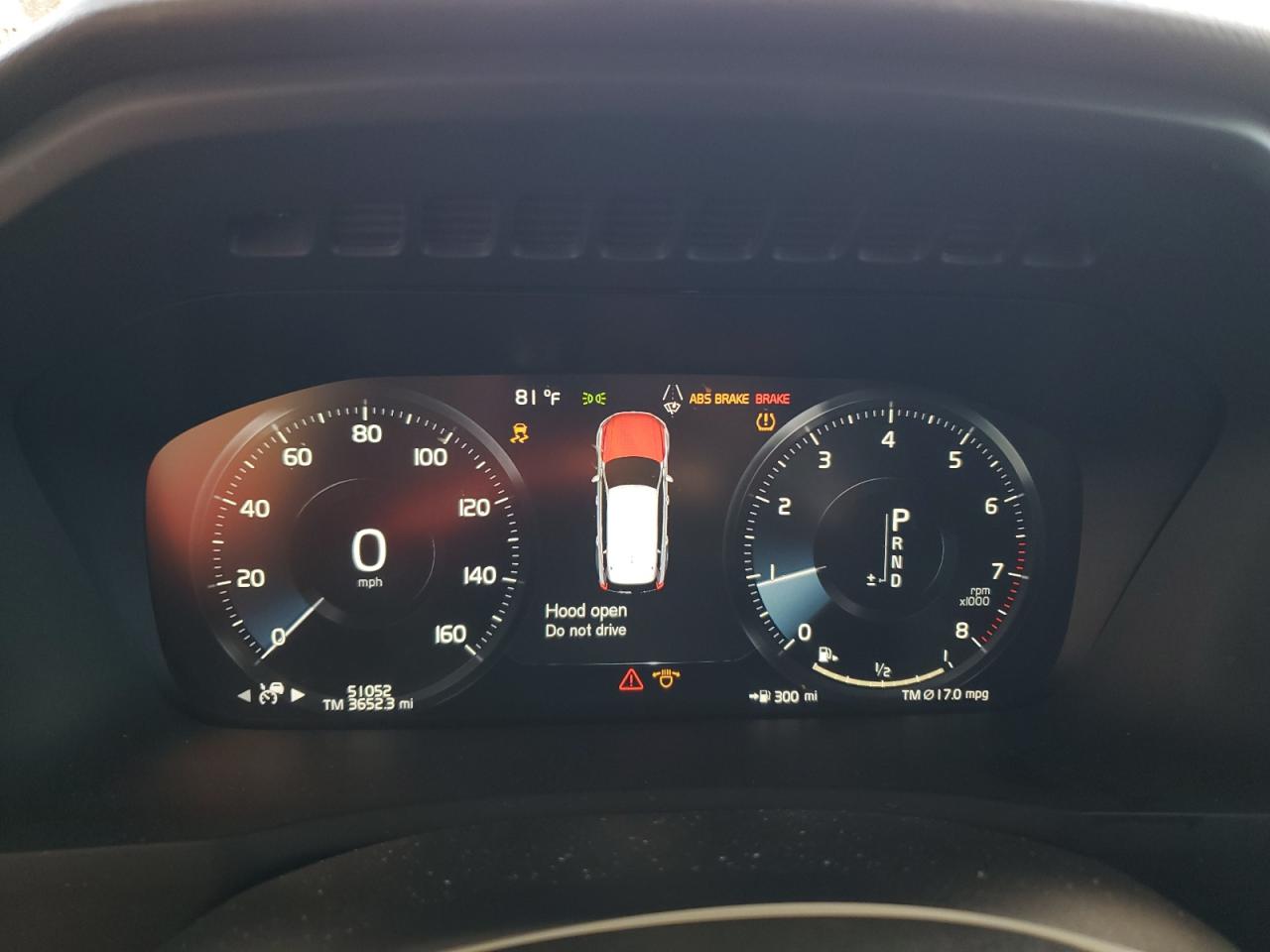 VOLVO XC90 T5 MOMENTUM