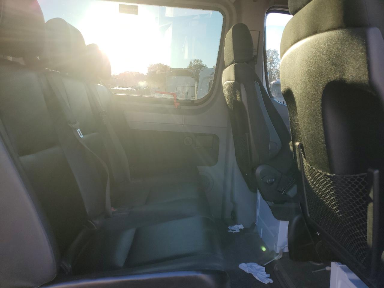 MERCEDES-BENZ SPRINTER 2500