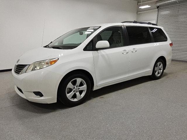 Global Auto Auctions: 2014 TOYOTA SIENNA LE
