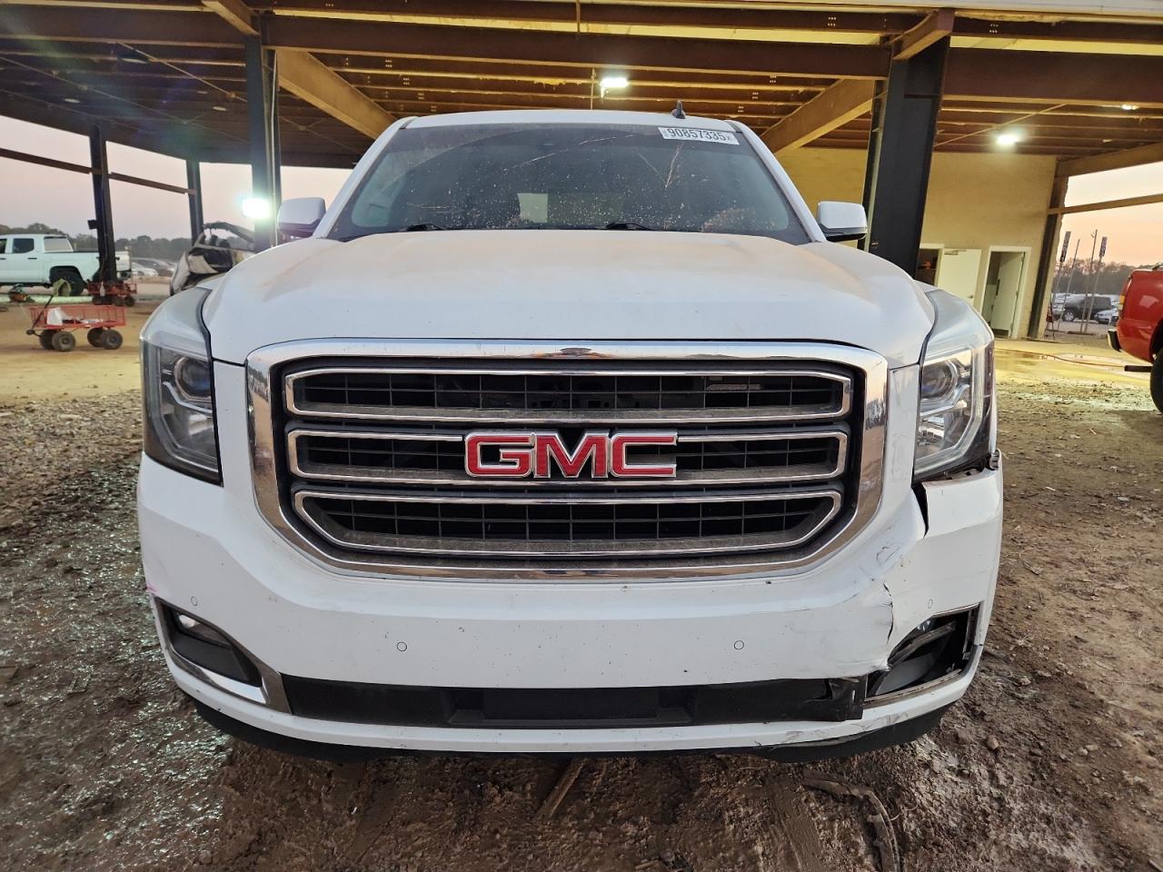 GMC YUKON SLT