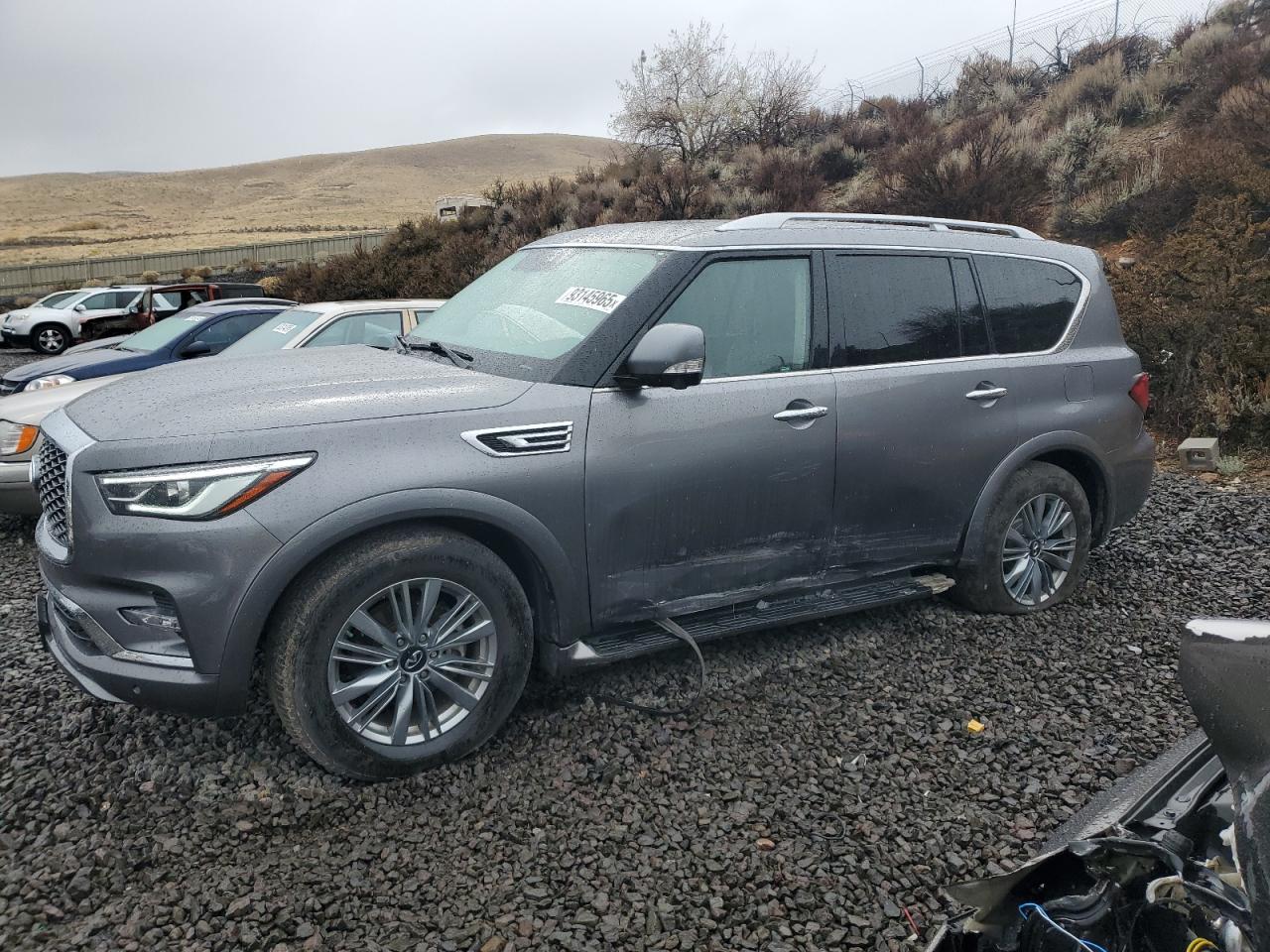 INFINITI QX80 LUXE