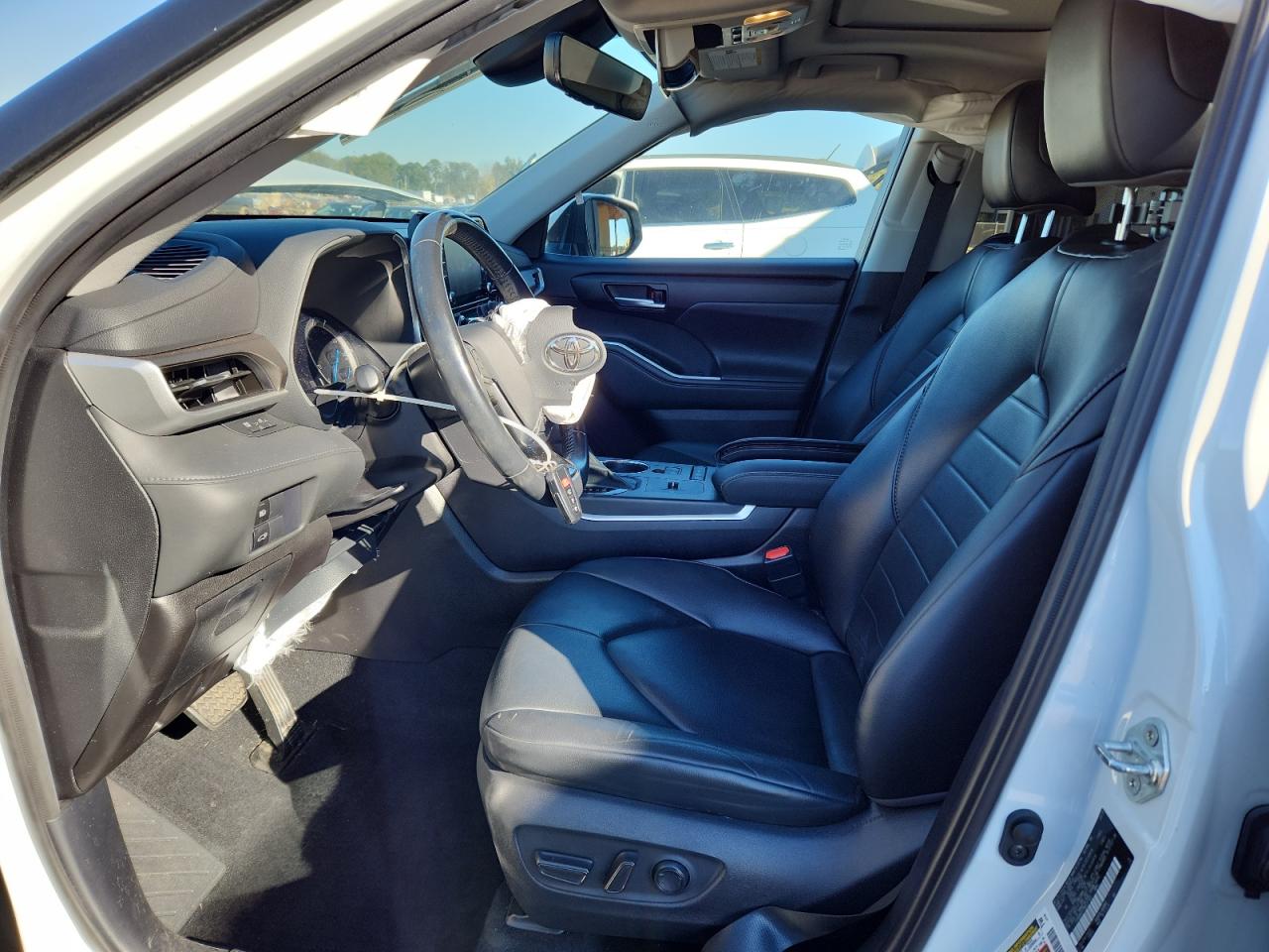 TOYOTA HIGHLANDER HYBRID XLE