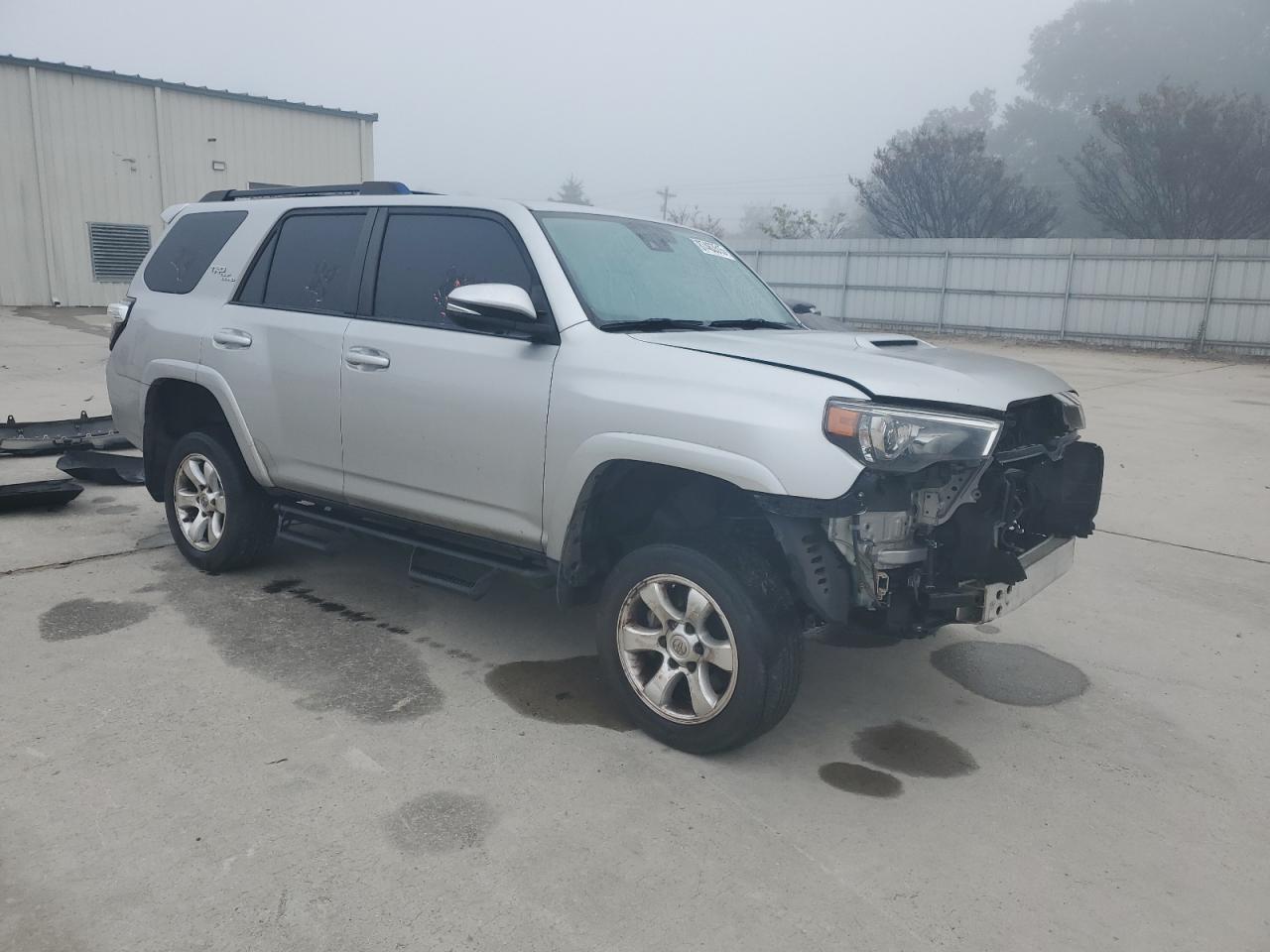TOYOTA 4RUNNER SR5 PREMIUM