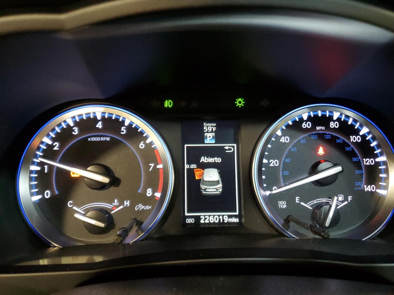 TOYOTA HIGHLANDER XLE