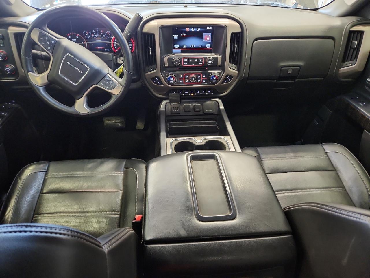 GMC SIERRA K2500 DENALI