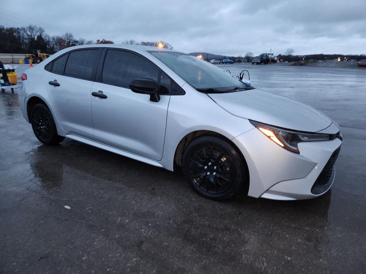 Lot #3311655256 2020 TOYOTA COROLLA LE