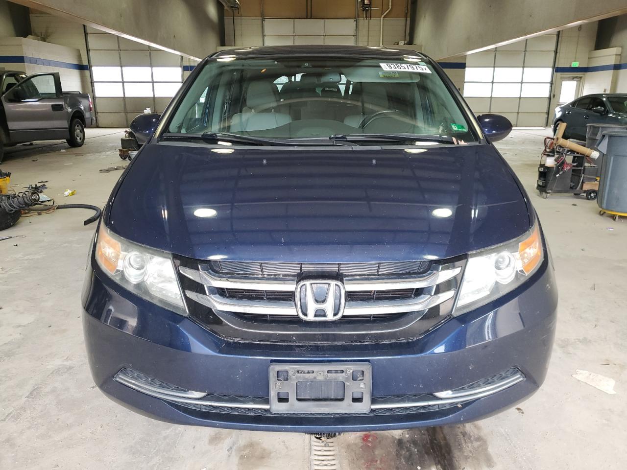 Lot #3302870942 2016 HONDA ODYSSEY EX