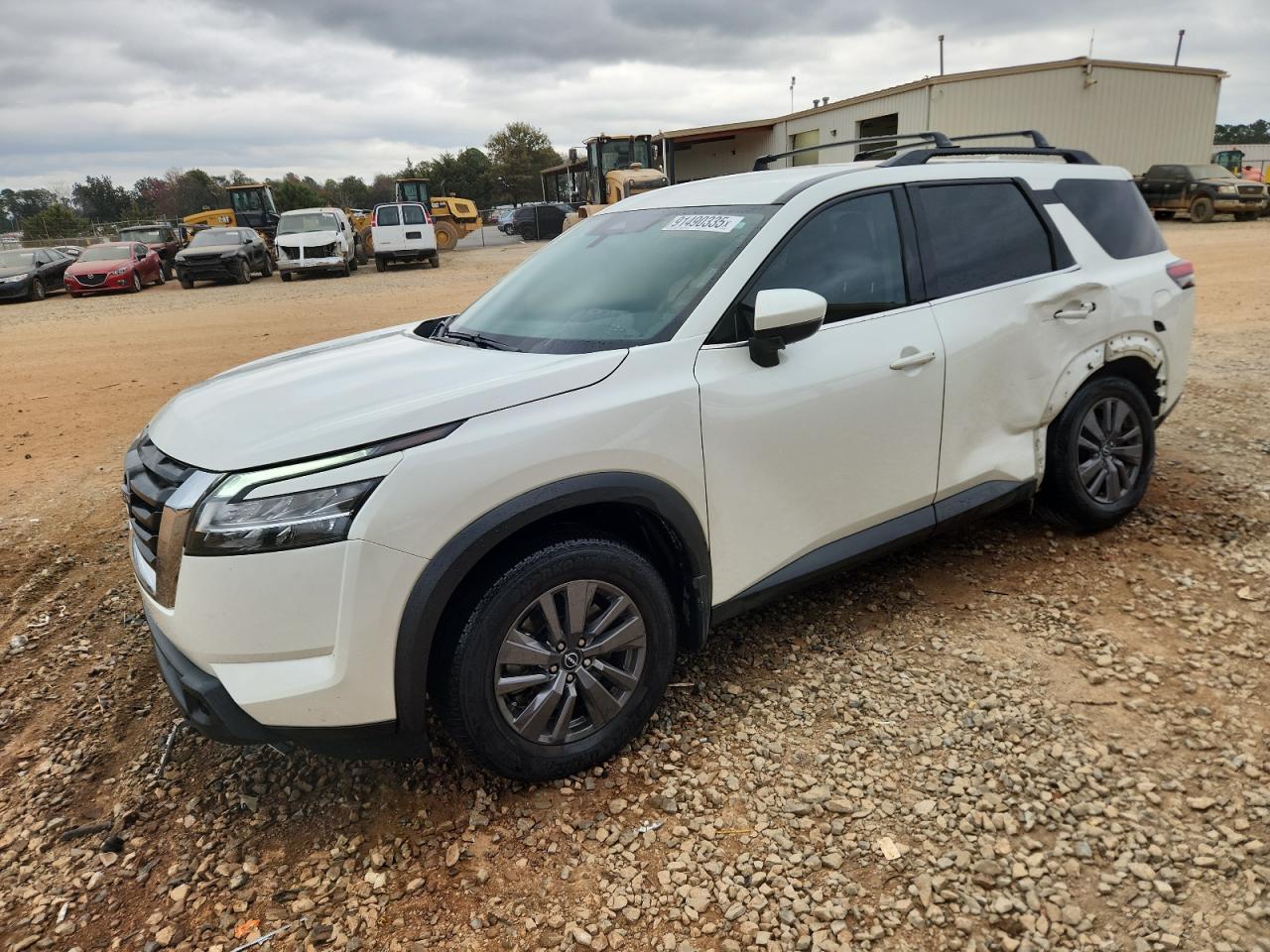 NISSAN PATHFINDER SV