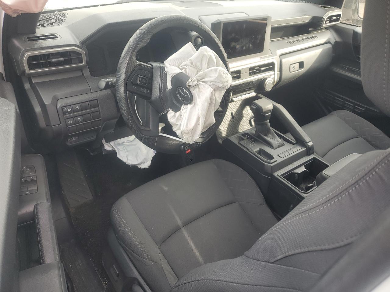 TOYOTA TACOMA XTRACAB