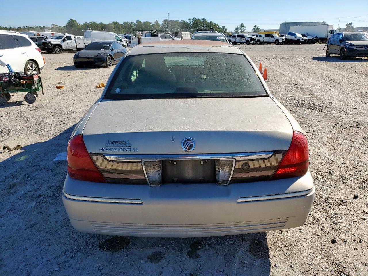 Lot #3287278983 2009 MERCURY MARQUIS