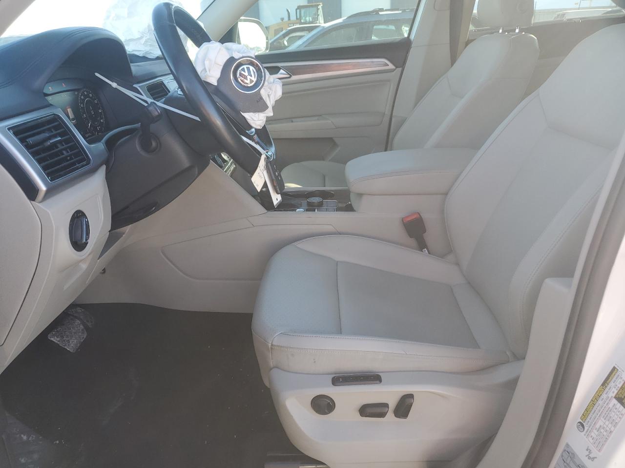 VOLKSWAGEN ATLAS SEL