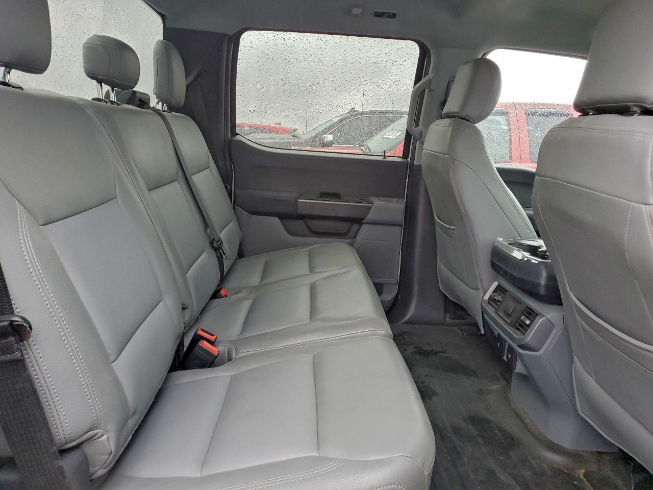 FORD F-150 LIGHTNING PRO