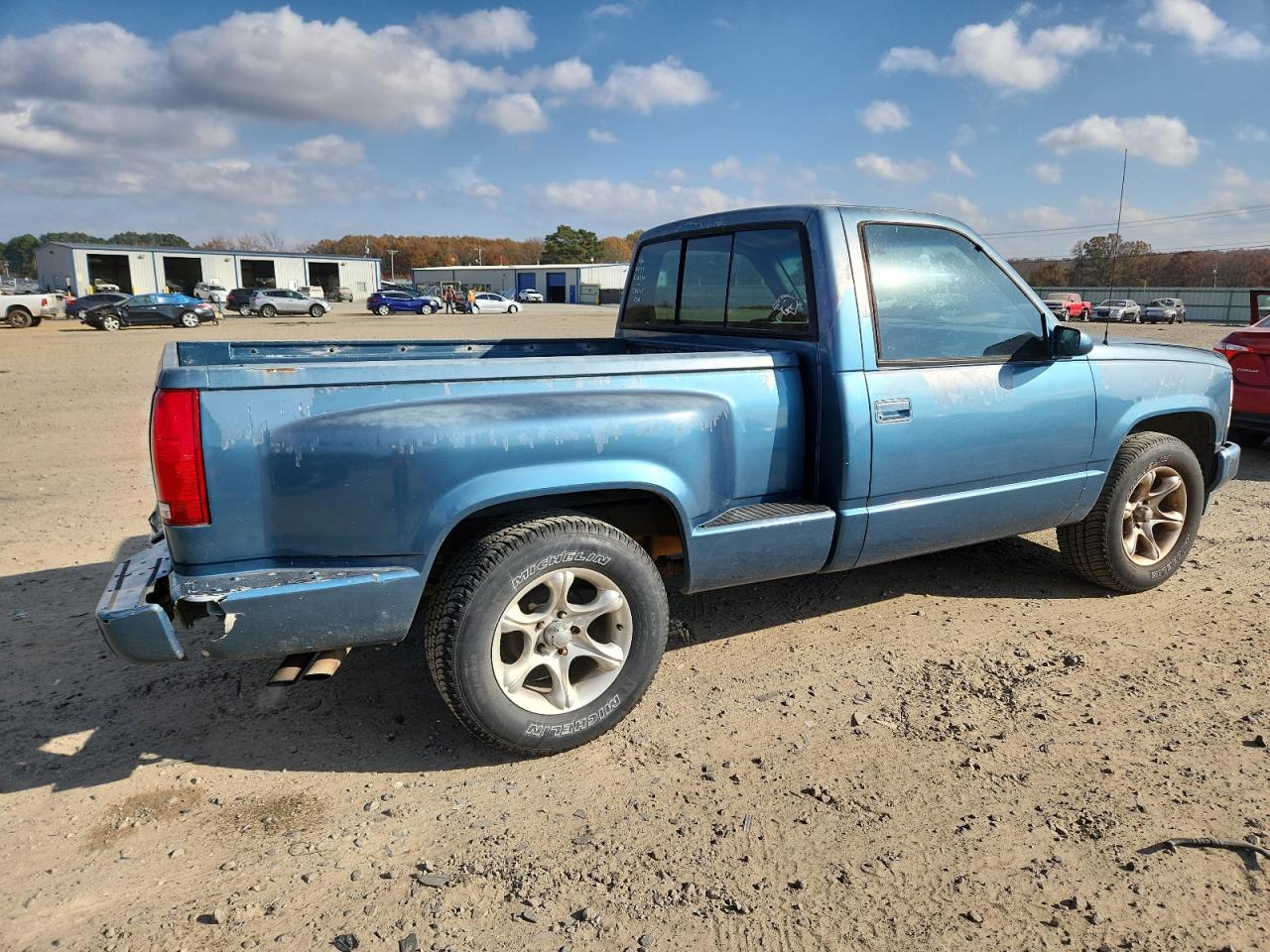 Lot #3297046520 1990 GMC SIERRA C15