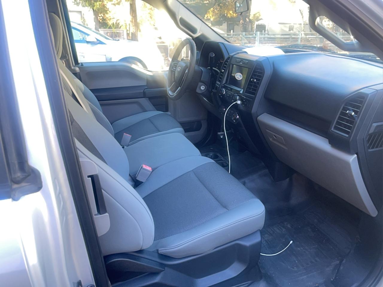 FORD F-150 SUPER CAB