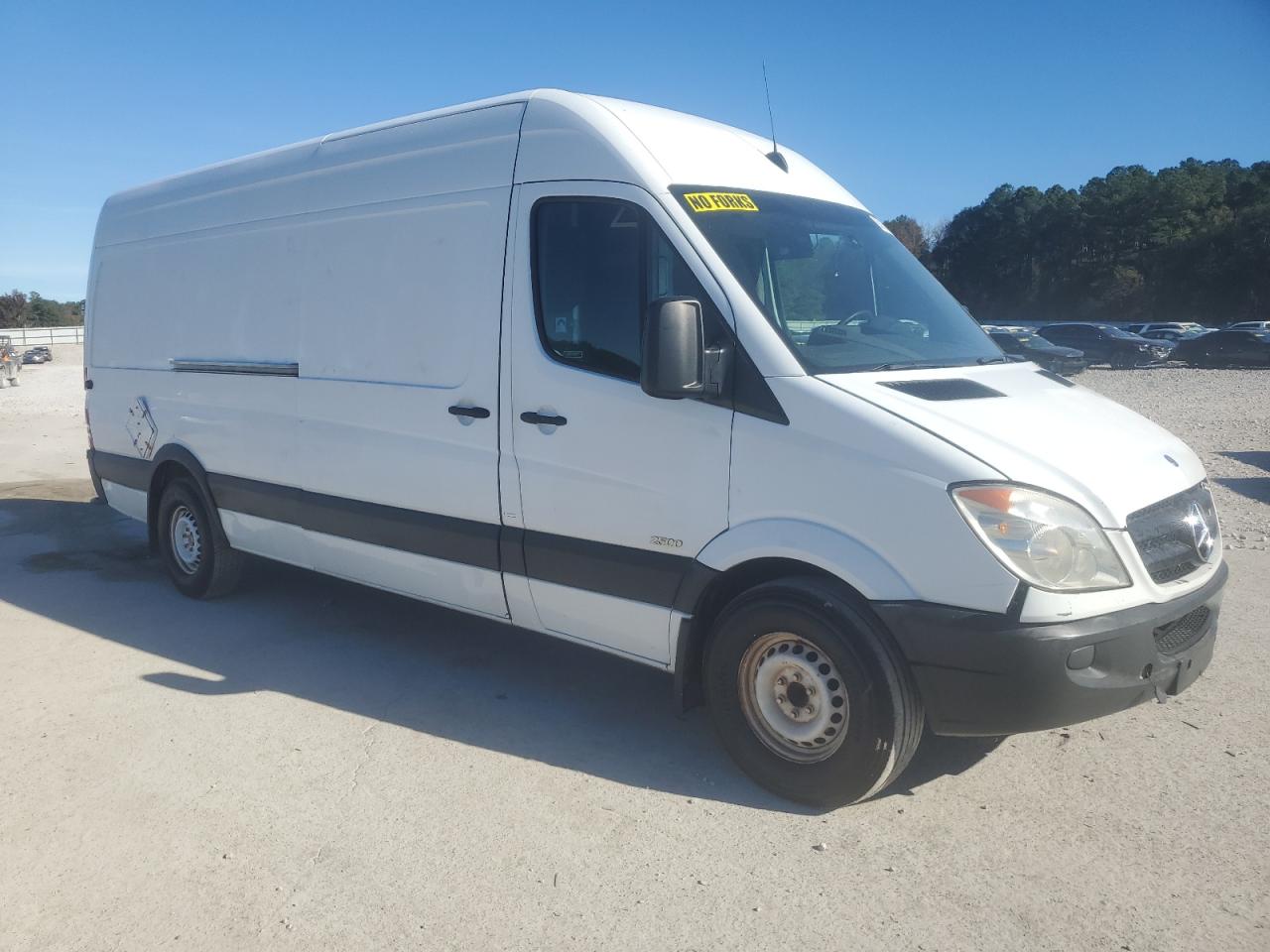 MERCEDES-BENZ SPRINTER 2500